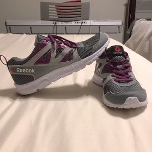 Reebok C42 Training Shoes/12.9 Technology Size 7